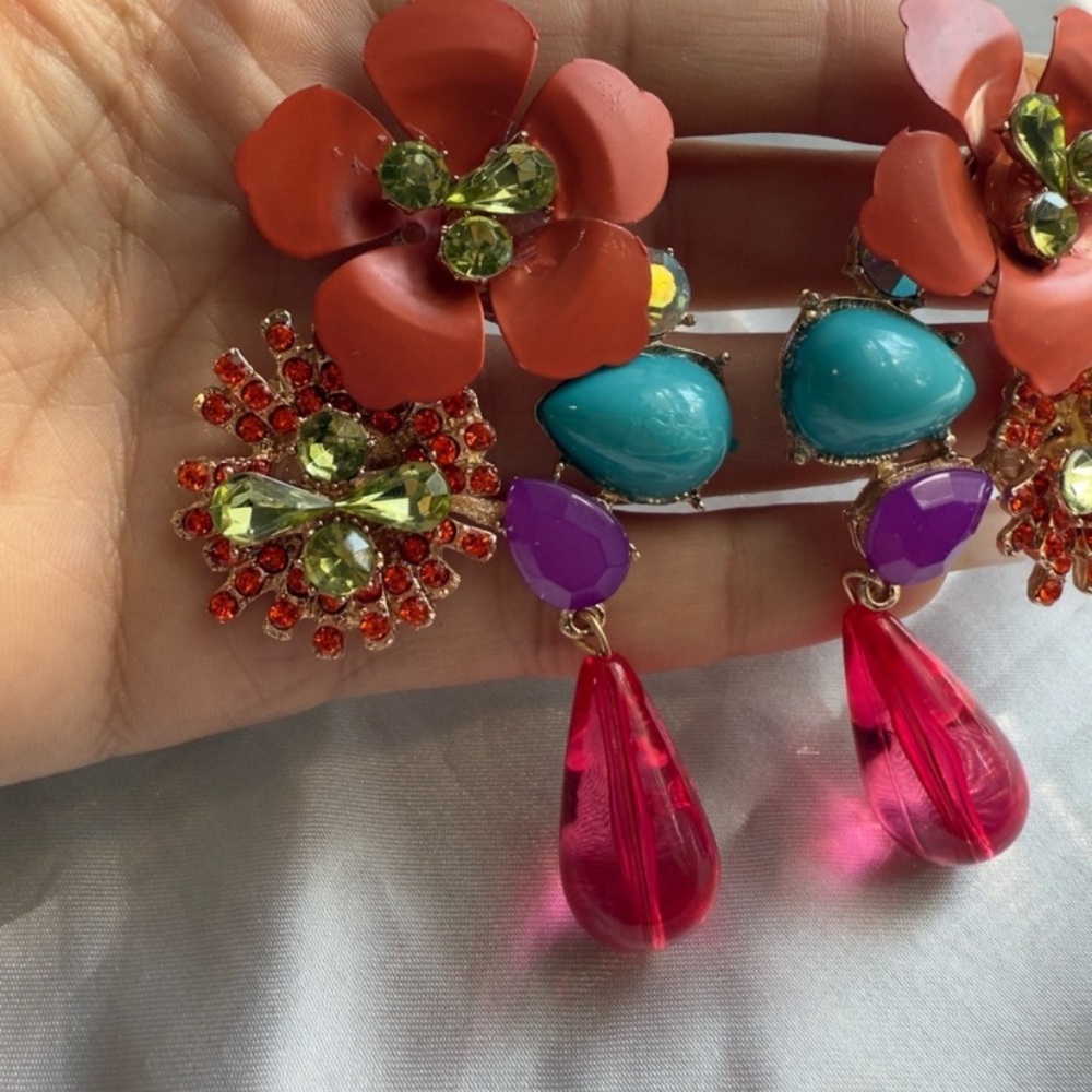 New! Anthropologie Colorful Floral Statement Earrings - Picture 2 of 10